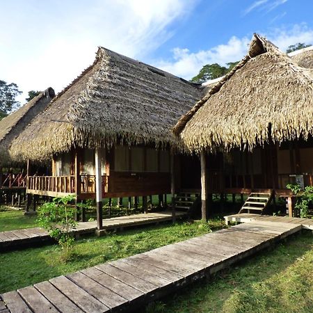 Aguas Negras River Lodge Puerto Montufar 外观 照片
